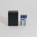 iBeacon 2 x AA – LR 6 Alcaline 1,5 V (fournies), remplaçables. Capacité : 2600 mAh
